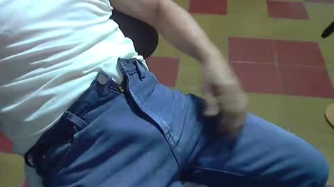 Snapshot of genuino2019 chatting on January 2026 09:31:02 PM Genuino online show from January 2026 09:31:02 PM