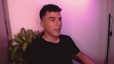 Jorge online show from December 2024 12:07:02 AM