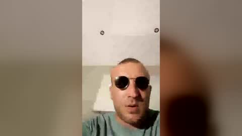 georgemac2405 online show from June 2026 01:32:02 AM
