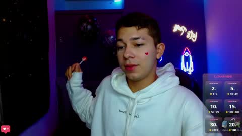 Snapshot of georgesmith_1 chatting on January 2025 12:46:01 AM GEORGE online show from January 2025 12:46:01 AM