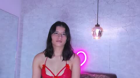 GEORGINA FERRI online show from October 2025 05:25:02 PM