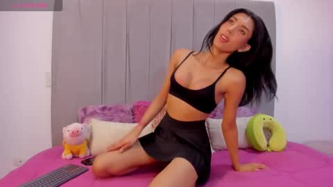 GEORGINA online show from November 2025 04:34:01 AM