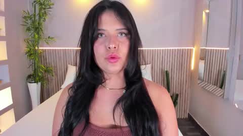 GeorginaReyes  online show from December 2025 10:49:01 PM