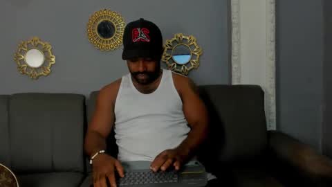 GERALD online show from November 2025 03:39:01 AM