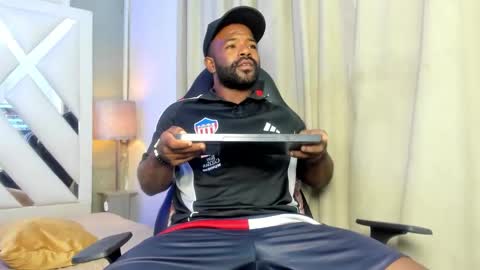 GERALD online show from November 2025 04:12:01 AM