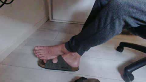 GermanSoleBro online show from September 2025 06:48:02 AM