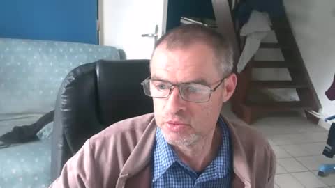 Snapshot of geronemo62 chatting on October 2025 10:38:02 AM geronemo62 online show from October 2025 10:38:02 AM