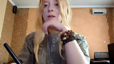 Snapshot of gertrudisturbe chatting on May 2026 04:08:02 AM Kate online show from May 2026 04:08:02 AM