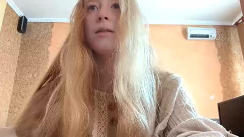 Snapshot of gertrudisturbe chatting on May 2026 10:38:01 PM Kate online show from May 2026 10:38:01 PM