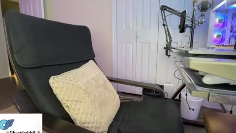 big boy ghost face online show from January 2026 02:27:01 AM