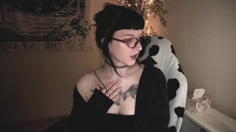 Snapshot of ghoticspectre chatting on May 2026 05:18:02 PM ghoticspectre online show from May 2026 05:18:02 PM