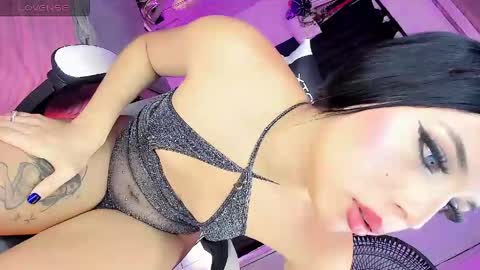 Snapshot of gia21xxx chatting on April 2026 03:10:02 PM Gia Ferrara online show from April 2026 03:10:02 PM