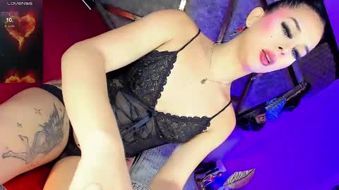 Snapshot of gia21xxx chatting on June 2026 06:52:02 AM Gia Ferrara online show from June 2026 06:52:02 AM