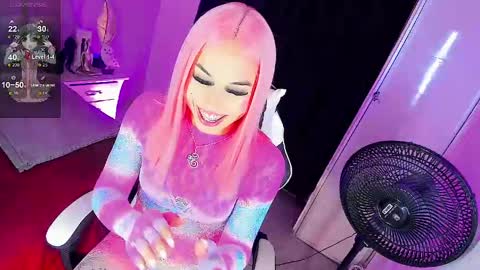Snapshot of gia21xxx chatting on June 2026 05:22:01 AM Gia Ferrara online show from June 2026 05:22:01 AM