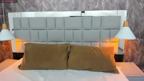 gia_bell online show from June 2026 01:48:01 PM