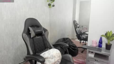 Gia online show from January 2026 11:08:02 PM