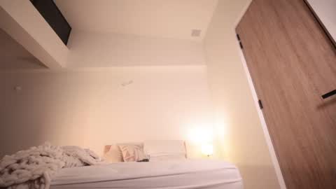 Leo online show from April 2026 01:42:02 AM