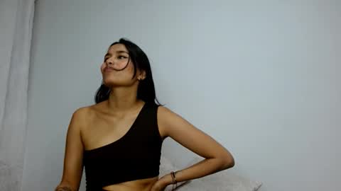 Gia Lee online show from September 2025 06:27:02 AM