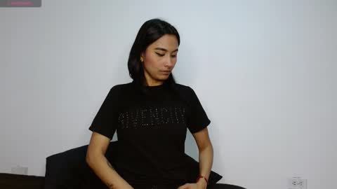 Gia Lee online show from October 2025 04:57:02 AM