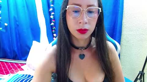 Gia  online show from April 2026 12:22:02 PM