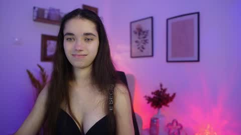 Gia Paige18 online show from November 2025 02:27:02 PM