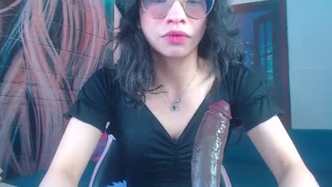 giaa rossi online show from June 2026 02:26:02 PM