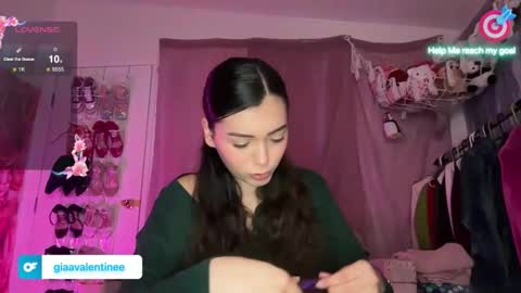 Gia online show from March 2026 06:25:01 PM