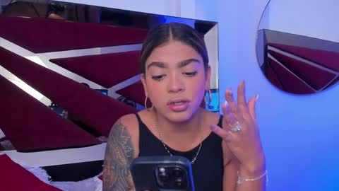 Gia  online show from April 2026 05:47:01 PM