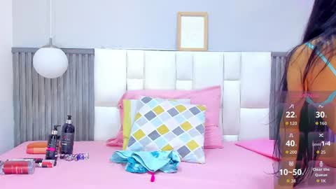 Giana online show from July 2026 11:24:01 AM