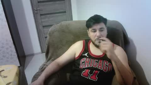Snapshot of gianiboy99 chatting on June 2026 07:25:01 PM Giani online show from June 2026 07:25:01 PM