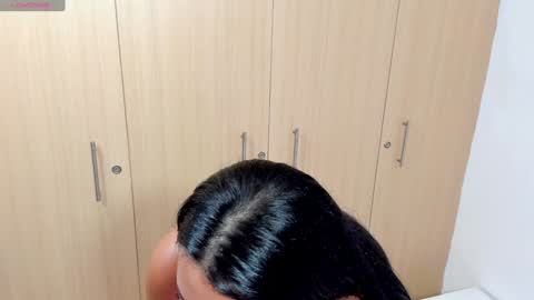 giannagovlea online show from January 2025 05:18:02 AM