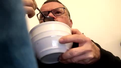 Snapshot of giddyup2222222 chatting on November 2025 08:09:01 AM giddyup2222222 online show from November 2025 08:09:01 AM