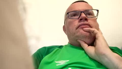 giddyup2222222 online show from April 2026 08:42:01 AM