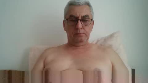 gigi1970 online show from May 2026 10:41:02 AM