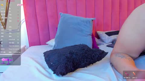 Snapshot of gigi_duran chatting on September 2025 12:25:01 AM Gigi online show from September 2025 12:25:01 AM