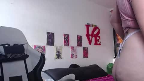 gigi online show from October 2025 10:32:02 PM