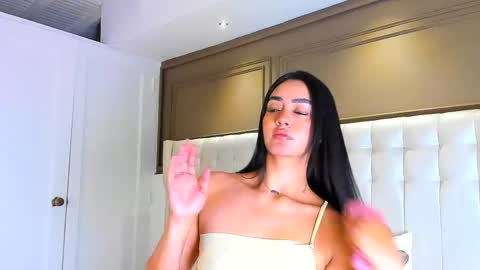 gigi wilden online show from April 2026 12:44:02 PM