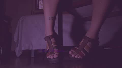 Gigi independet model P online show from June 2026 08:49:02 AM