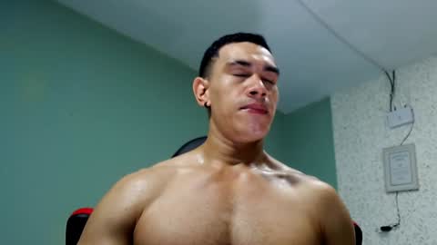 GILBERT online show from January 2025 10:02:01 PM