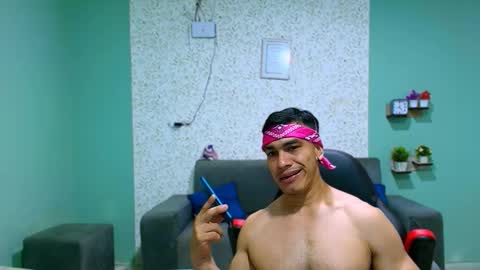 GILBERT online show from March 2025 02:45:02 PM