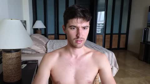 gilbertogonzales online show from November 2025 04:07:01 AM