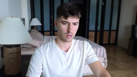 gilbertogonzales online show from November 2025 05:29:02 AM