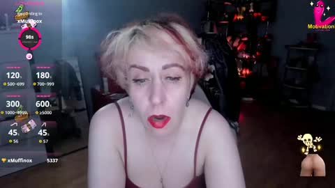 Gina Moor online show from April 2026 08:15:01 PM
