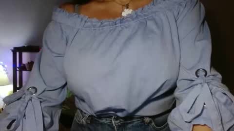 GinaONeon online show from November 2025 07:46:02 PM