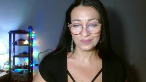 GinaONeon online show from November 2025 08:19:02 PM