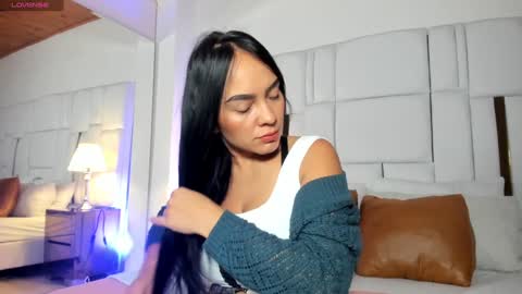 Snapshot of ginebra_ness chatting on February 2025 12:48:02 PM Ginebra Ness online show from February 2025 12:48:02 PM