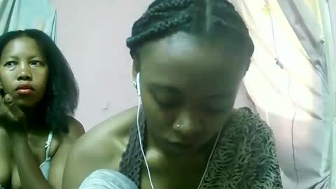 Ginette9794 online show from October 2025 04:11:01 AM
