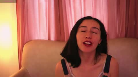 Snapshot of ginevra_esposito chatting on May 2026 01:08:01 PM Ginn online show from May 2026 01:08:01 PM