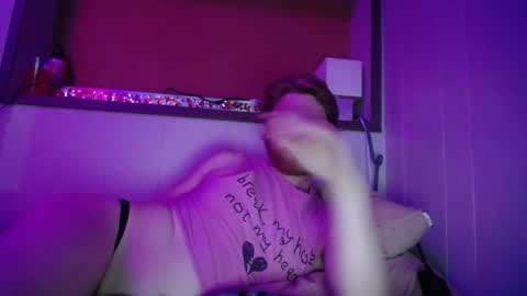 Snapshot of ginger_binj chatting on October 2025 07:28:01 AM ginger_binj online show from October 2025 07:28:01 AM