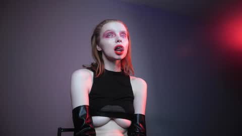        im expecting 350 thumbs up on my altar   online show from January 2025 01:16:02 AM